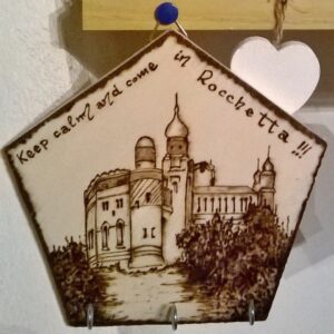 Appendichiavi in legno pirografato